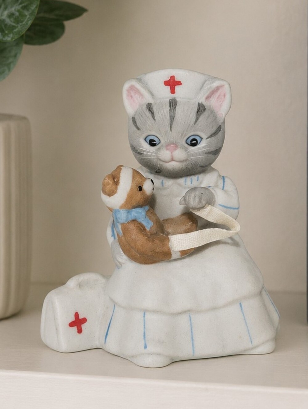 Vintage Kitty Cucumber Nurse Cat Figurine 1989 B. Shackman Teddy Bear Ceramic